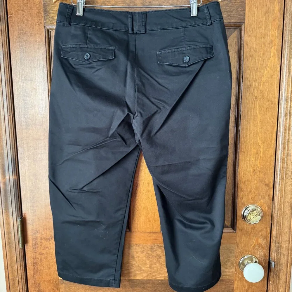 Dockers capris black